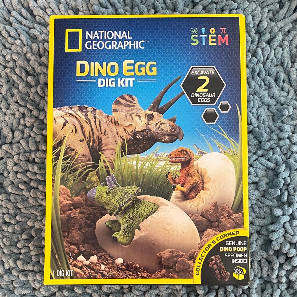 National Geographic Dino Egg Dig Kit - Blue & Yellow Packaging